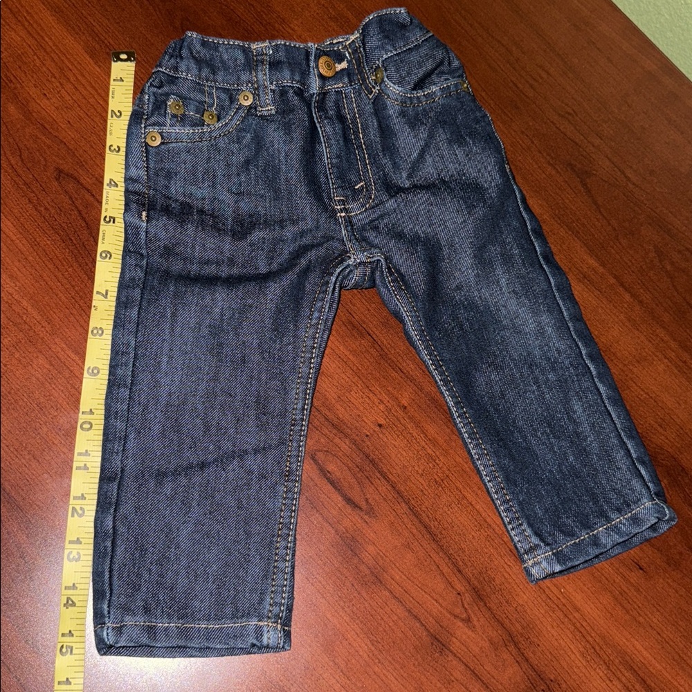 Levi Blue Denim Jeans - Picture 2 of 5